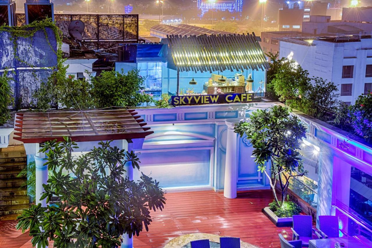 De Sovrani Hotel Kolkata Exterior photo